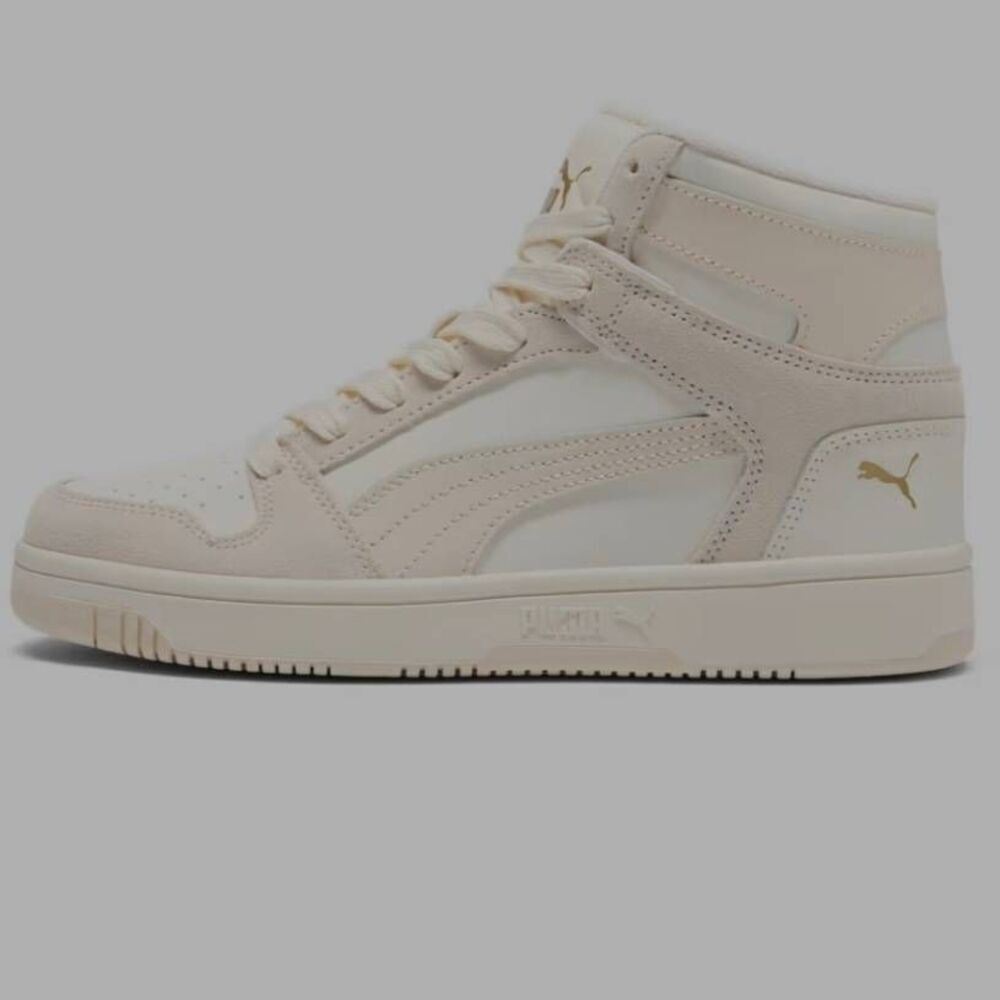 Puma women's rebound layup sneaker basketball shoes Size 7